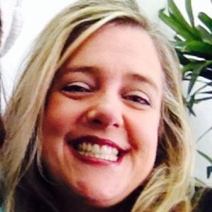 Meet your Posher, Leslie